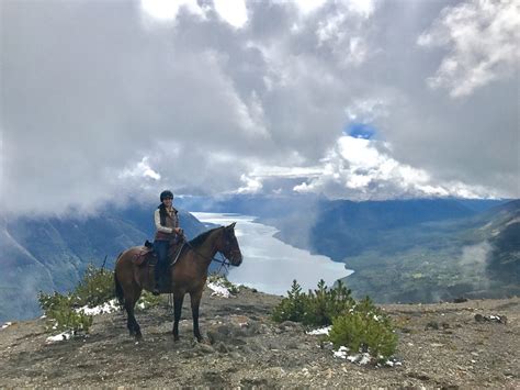 British Columbia Horse Riding Holidays In Canada Globetrotting