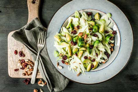 Beim einfrieren von gemüse stellt sich immer wieder die frage: Rosenkohl-Salat - Rezepte | fooby.ch