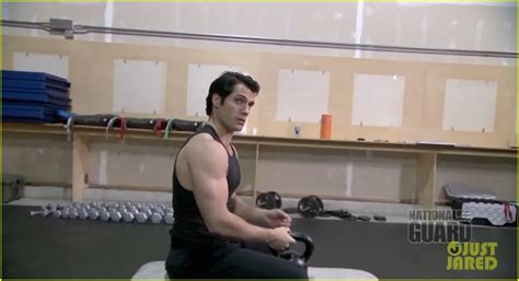 Henry Cavill Shirtless Man Of Steel Workout Video Photo