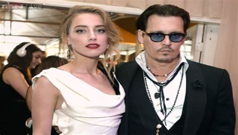Year After Tying The Knot Amber Heard Files For Divorce From Johnny Depp Entertainment News