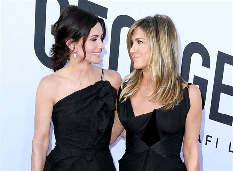 Jennifer Aniston Called Friends Co Star Courteney Cox A Better Friend