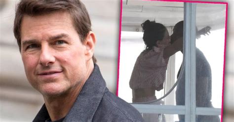 Tom Cruise Goes To Disneyworld As Ex Katie Holmes Cavorts With Jamie Foxx