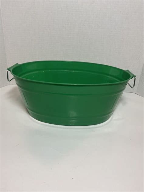 New Oval Plastic Storage Tub Wbuilt In Metal Carrying Handles 12x9x5