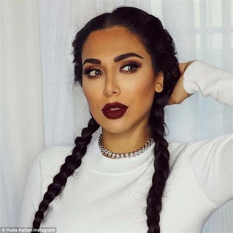 Huda Kattan Spends 4000 A Month On Makeup Daily Mail Online