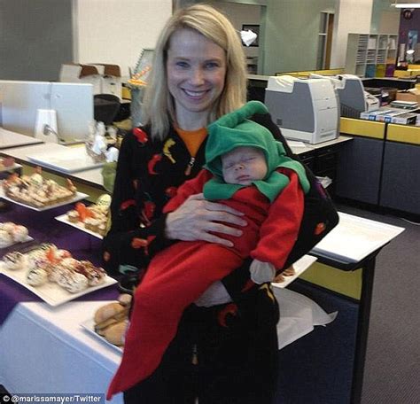 Yahoo Ceo Marissa Mayer Is Pregnant With Identical Twins Daily Mail