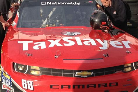 By matt taliaferro, 8/21/12, 10:11 am edt. NASCAR & Horse Racing: A Comparison of Horsepower - And ...