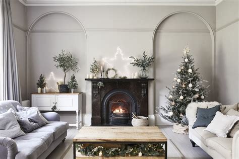 10 Christmas Living Room Decorating Ideas For 2020 For The Coziest
