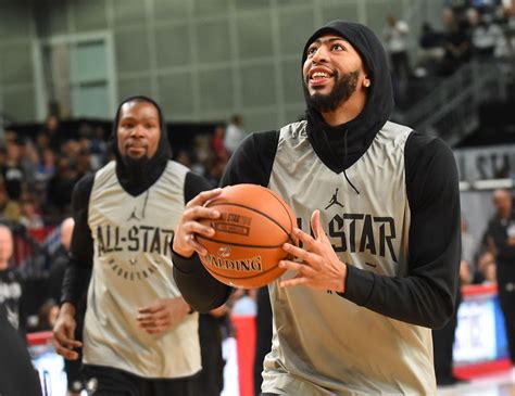 His game reminds me of tyson. How Long Is Anthony Davis Out? Pelicans All-Star Leaves ...