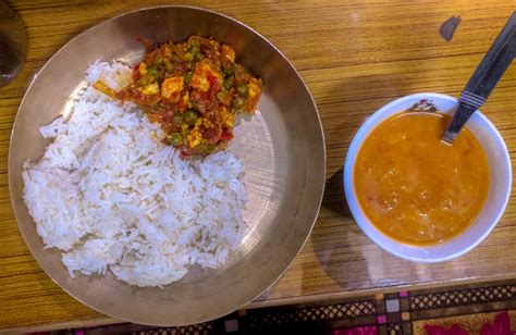 Oatmeal is an unprocessed carb, which gets digested slowly and hence keeps you feeling full for a longer period of time. Tips for Eating in India [+ Dos and Don'ts of Indian Food ...