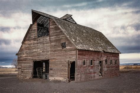 23 Old Barn Pictures Rustic And Abandoned Pole Barns Love Home Designs