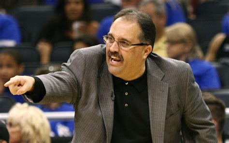 Stan van gundy and dwight howard star in the most awkward interview ever. Pistons Want Stan Van Gundy to Coach, Run Basketball ...