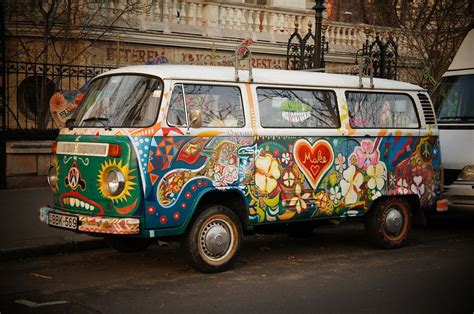 Art Symphony Ode To The Hippie Van ♡ ☮ Camioneta Hippie Combi
