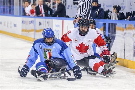 Nel tempo, gli eventi sportivi per disabili si sono succeduti fino a dare origine alle paralimpiadi, le prime a roma nel 1960, e le prime invernali nel 1976. Paralimpiadi Invernali 2018 - L'Italia del para ice hockey ...
