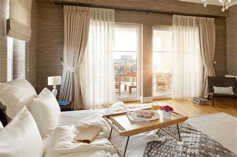 The easiest way is to install a telescopic cornice. 30 Different Ways to Hang Curtains [Picture Inspiration ...