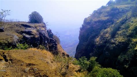 Mahuli Fort Trek One Day Trek To Mahuli Fort Asangaon Tripoto