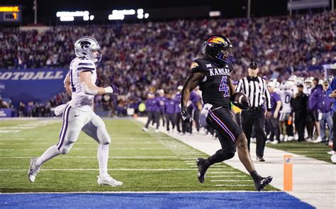 Pivotal second-half mistakes doom KU in 31-27 loss to Kansas State