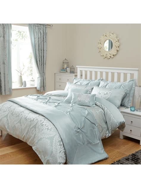 Next day delivery & free returns available. Boston Bedspread Throw and Pillow Shams in 2020 | Duvet ...