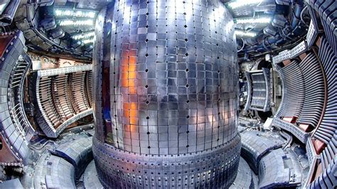 ¿porqué la fusión nuclear es casi imposible de conseguir en la tierra youtube