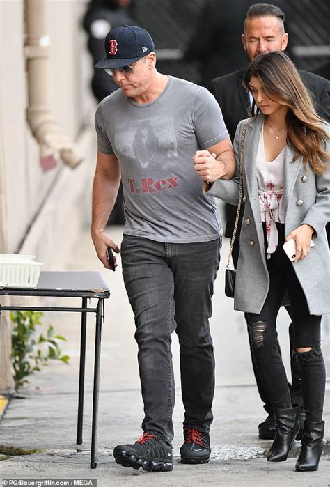 dane cook 46 admits he still gets criticised for age gap with girlfriend kelsi taylor 20