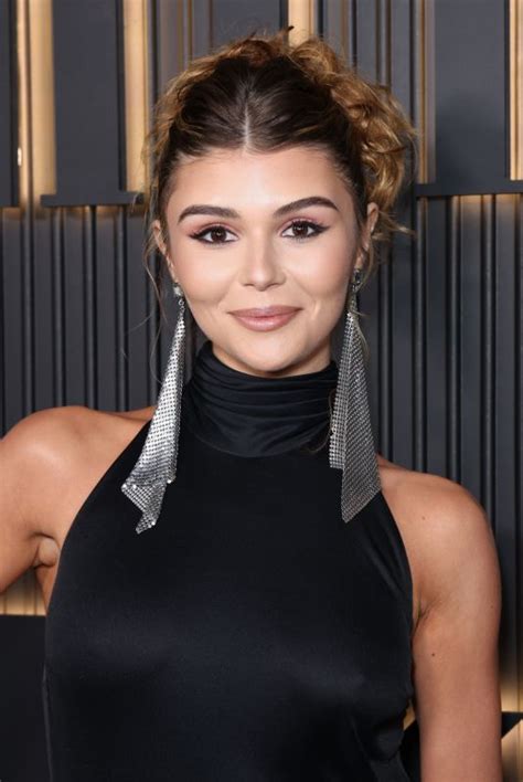 Olivia Jade Giannulli At Vanity Fair Hosts Vanities Party A Night For
