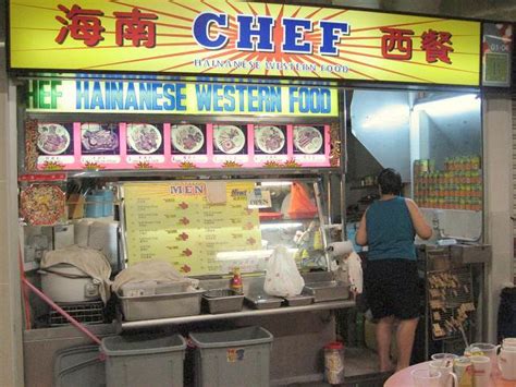 The tour visits landmarks such as the first hdb flats along stirling road, the former malayan railways and the black & white bungalows at wessex estate. Tanglin Halt Food Centre