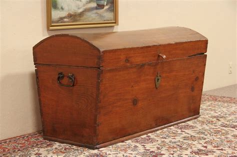Immigrant Dome Top Country Pine Treasure Chest Trunk