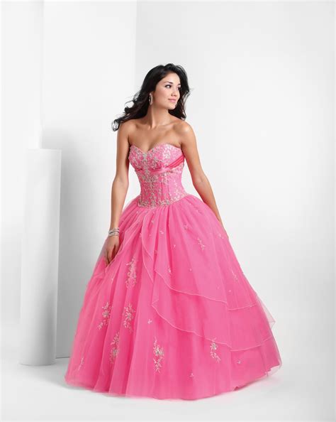 Pink Ball Gown Sweetheart Bandage Full Length Quinceanera Dresses With