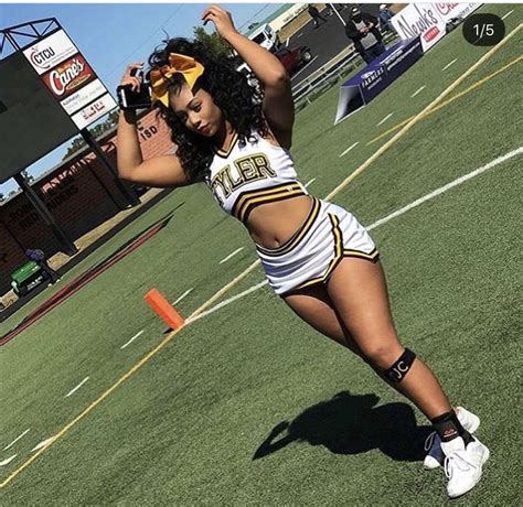 Cheerleader Black Cheerleaders Cheer Outfits Cheerleading Outfits