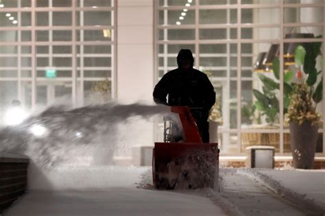 Winter Storm Churns Up East Coast With Deep Snow High Winds Twin Cities
