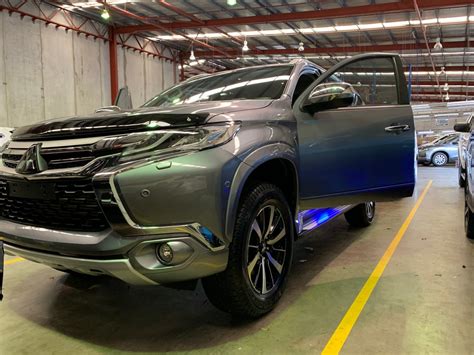 Led light strips are great when it comes to upgrading the beauty. Pajero Sport 2019 LED Side Step Lighting | Creative ...
