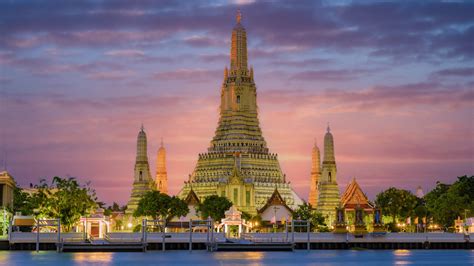 Wat Arun The Temple Of Dawn Bangkok