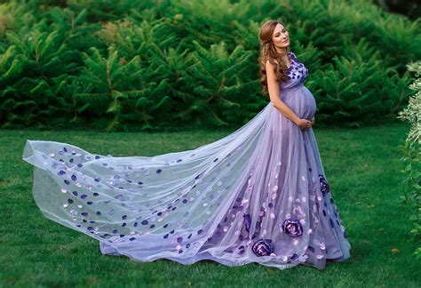 Top Dress Ideas For Your Maternity Photoshoot Kembeo