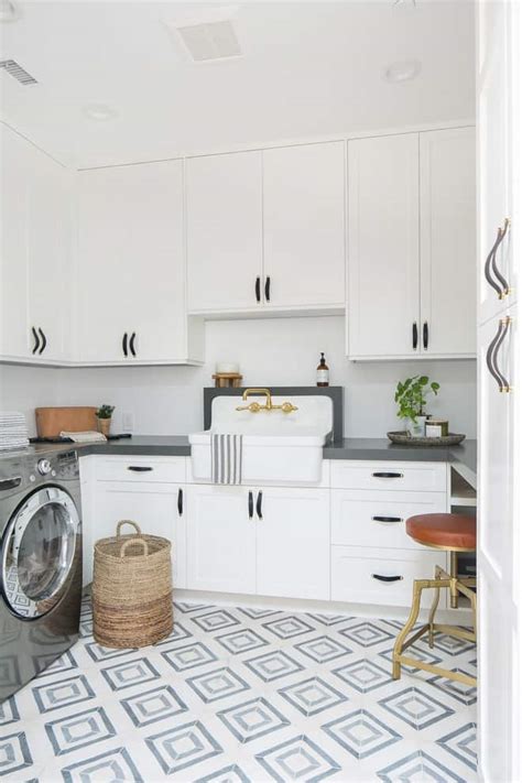 35 Alluring Laundry Room Paint Colors That Boost Your Mood