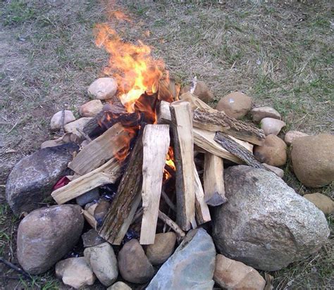 Top Tips To Create The Perfect Garden Bonfire