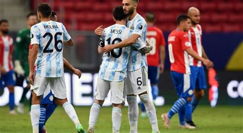 شاهد مباراة الأرجنتين وتشيلي التي هي واحدة من مباريات اليوم بث مباشر التي يمكنكم مشاهدتها عبر موقع الاسطورة لبث المباريات والتي تقام ضمن مباريات الجولة الأولى من. كوبا أميركا: الأرجنتين وتشيلي إلى ربع النهائي