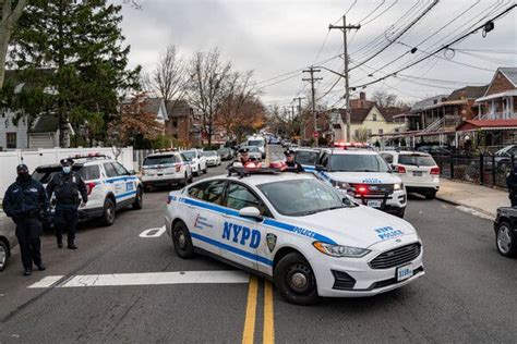 Police Shooting In The Bronx At Least 2 Us Marshals Shot The New