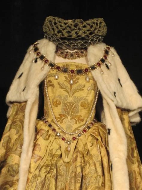 From sketches of the gown by the royal couturier norman hartnell to his other creations worn by queen elizabeth the queen mother and princess margaret, the exhibition is surprisingly intimate, showing also the children's clothes worn by prince. The actual coronation gown of Queen Elizabeth I. It is ...