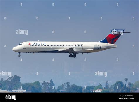 Los Angeles California April 14 2019 Delta Air Lines Boeing 717