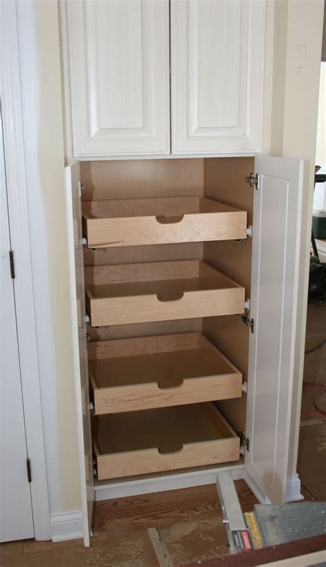 Recently one of our customers asked us to spec out some pull out drawer boxes for their kitchen cabinets. Closet Cabinet Drawers - WoodWorking Projects & Plans