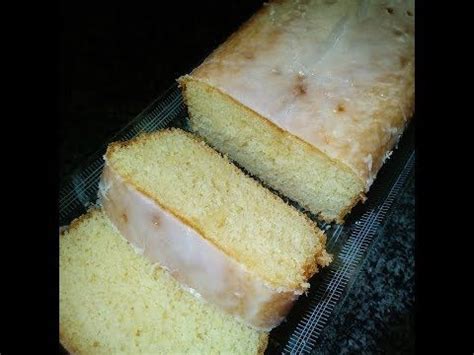 Die rote grütze kann auch durch. Kleiner Zitronenkuchen ohne Butter/mit Sahne im Monsieur ...