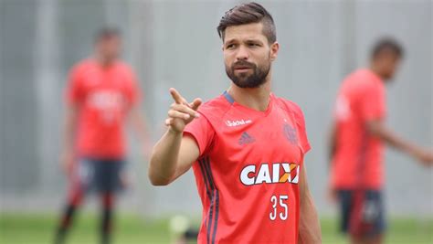 Lionel messi falló un penal en el duelo jugado en pekín. No Flamengo, Diego diz que a verdade prevaleceu e lembra ...