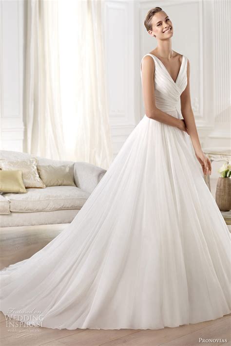 Atelier Pronovias 2014 Wedding Dresses Wedding Inspirasi Page 2