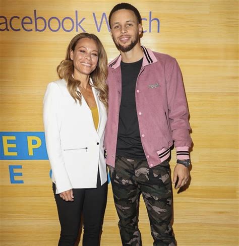 Steph curry and his precious girls are cuter than ever in this family photo shoot. Steph Curry's Mom Heckled By Toronto Raptors Fans, Cursed At Outside of Hotel [VIDEO ...
