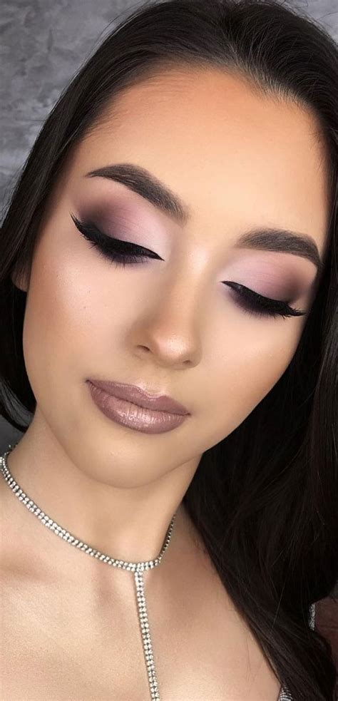 Stunning Makeup Looks Purple Matte Smoky Eye