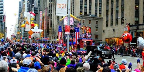 The macy's thanksgiving day parade is one of the most treasured holiday media celebrations in the united states. Macy's Thanksgiving Parade in New York - NewYork.nl