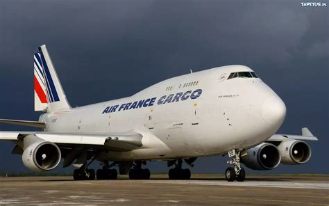 Boeing 747 400 Jumbo Jet