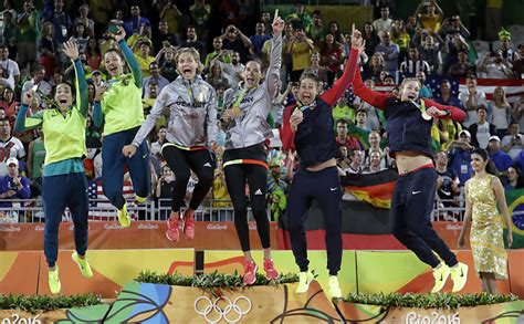 Horários e programação completa de hoje. Blog Olímpico Rio 2016: Brasil é prata no vôlei de praia e ...