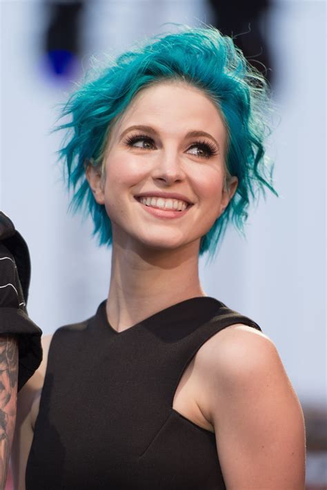 Paramores Hayley Williams Announces A New Hair Dye Brand