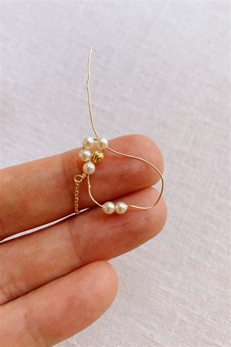 Diy Pearl Daisy Chain Necklace Honestly Wtf Diy Jewelry Necklace Handmade Wire Jewelry