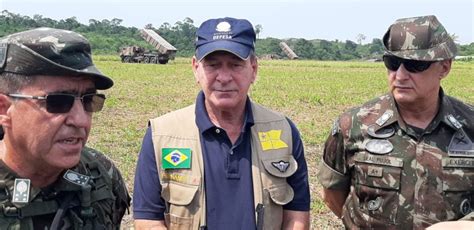 Ministro Da Defesa Visita Manaus Para Acompanhar A Operação Amazônia